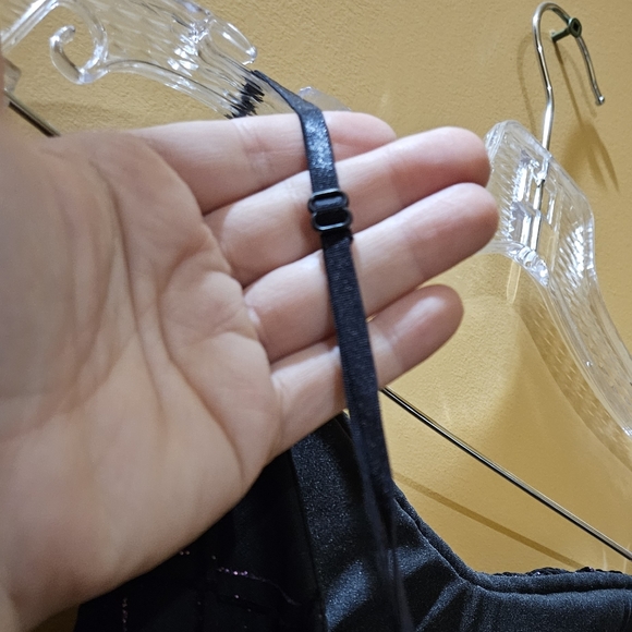 Elegant formal dress - Picture 6 of 9